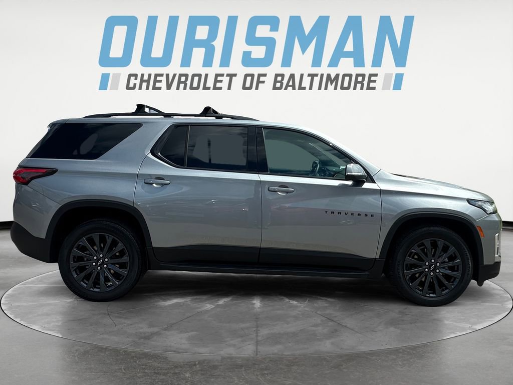 Used 2023 Chevrolet Traverse RS AWD/4WD image 7
