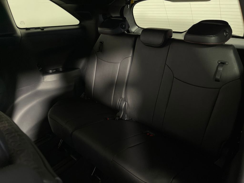 New 2026 Toyota Sienna XSE image 27