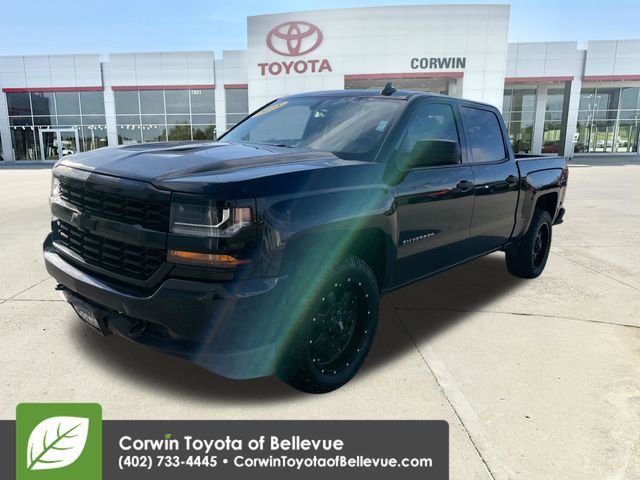 Used 2018 Chevrolet Silverado 1500 Custom w/ Custom Value Package AWD/4WD image 12