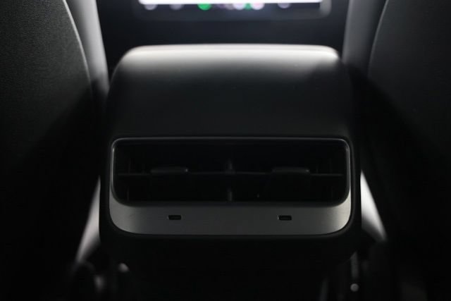 Used 2025 Tesla Model Y Long Range AWD/4WD image 41