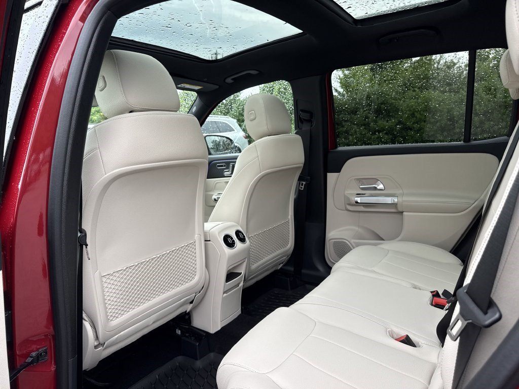 Certified 2025 Mercedes-Benz GLB 250 image 13