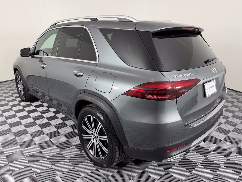 Used 2026 Mercedes-Benz GLE 450e 4MATIC image 3