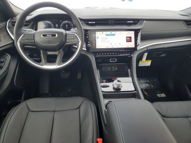 New 2026 Jeep Grand Cherokee Limited image 17