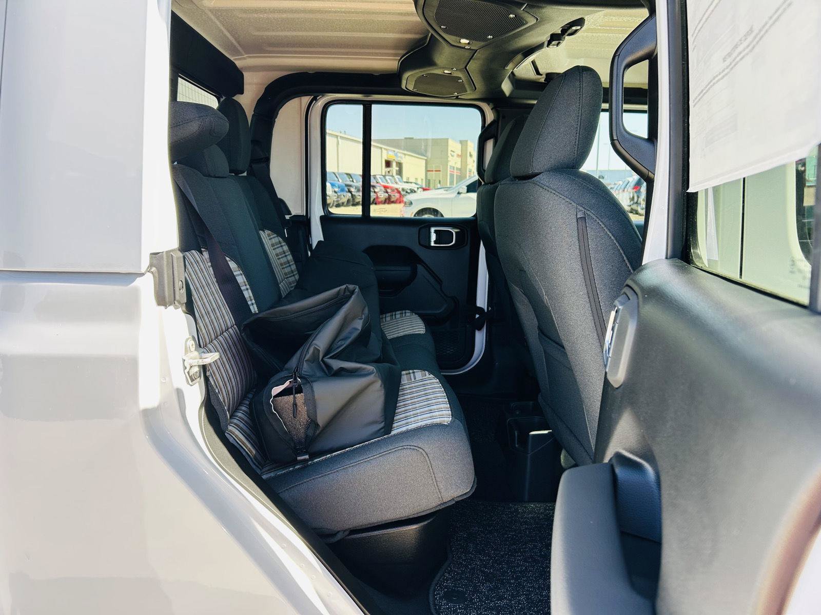 New 2026 Jeep Gladiator Overland AWD/4WD image 29