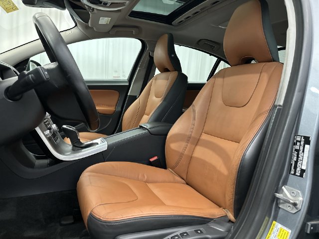Used 2017 Volvo S60 T5 Inscription AWD/4WD image 17
