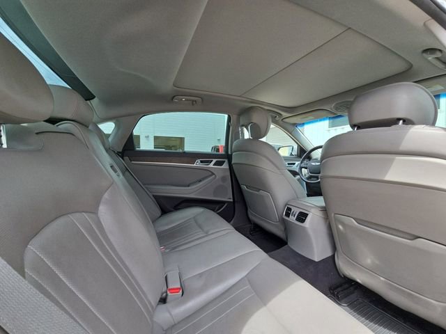 Used 2015 Hyundai Genesis 3.8 w/ Option Group 04 image 27
