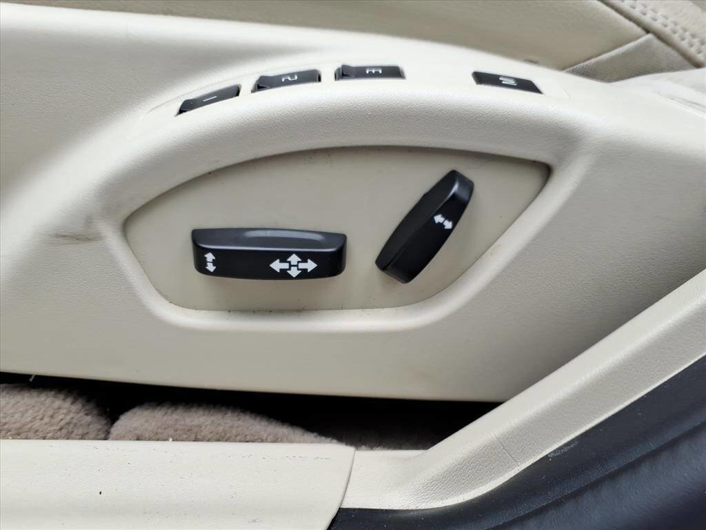 Used 2013 Volvo S60 T5 image 17