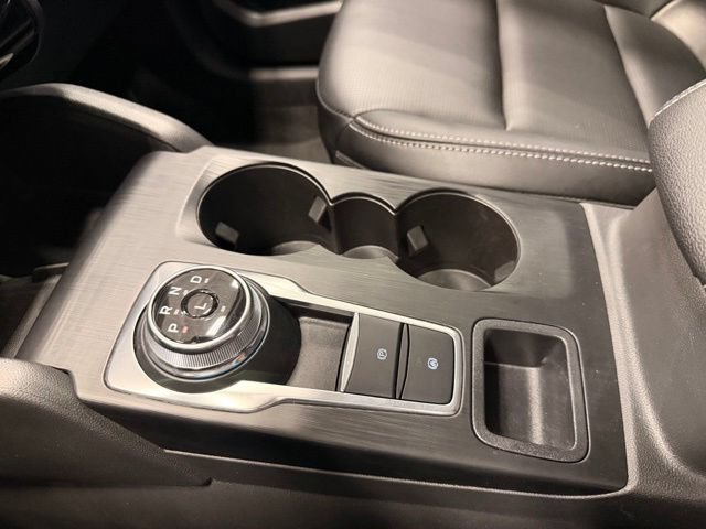 Used 2025 Ford Escape Platinum AWD/4WD image 34