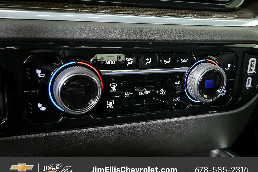 Used 2022 Chevrolet Silverado 1500 RST w/ Convenience Package II AWD/4WD image 16