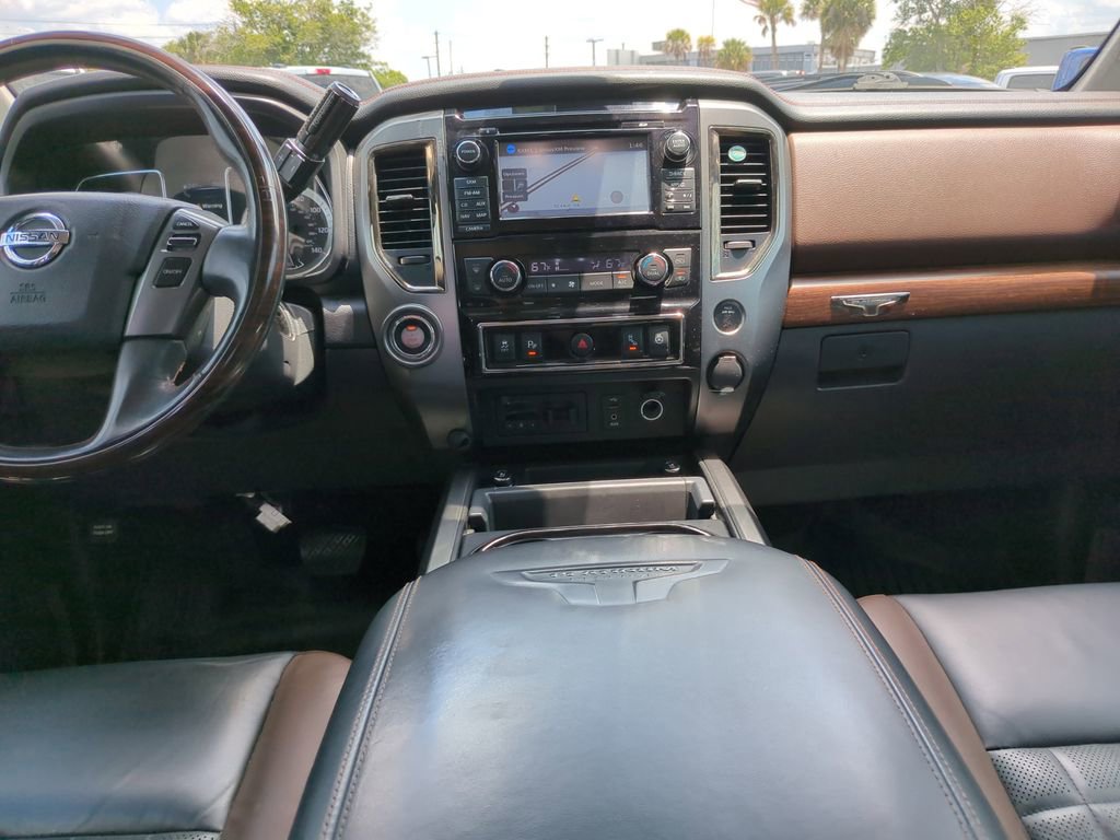 Used 2017 Nissan Titan Platinum Reserve RWD image 16