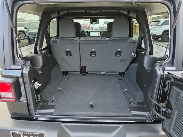 New 2026 Jeep Wrangler Unlimited Sport image 21