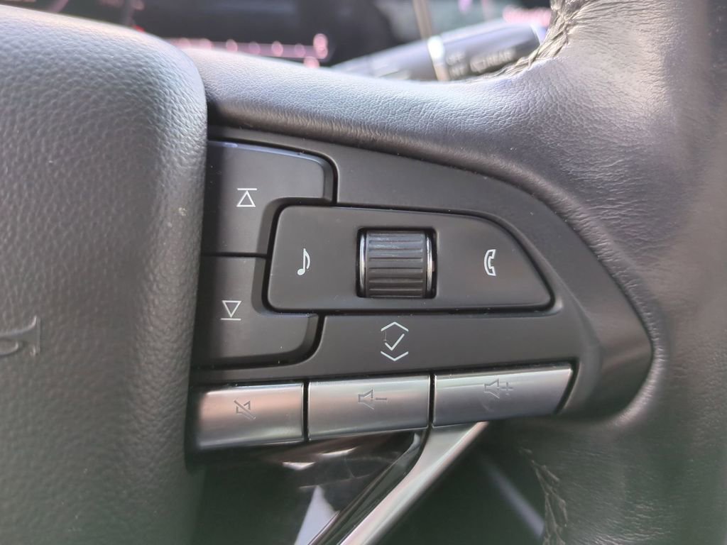 Used 2023 Cadillac Escalade Sport RWD image 27