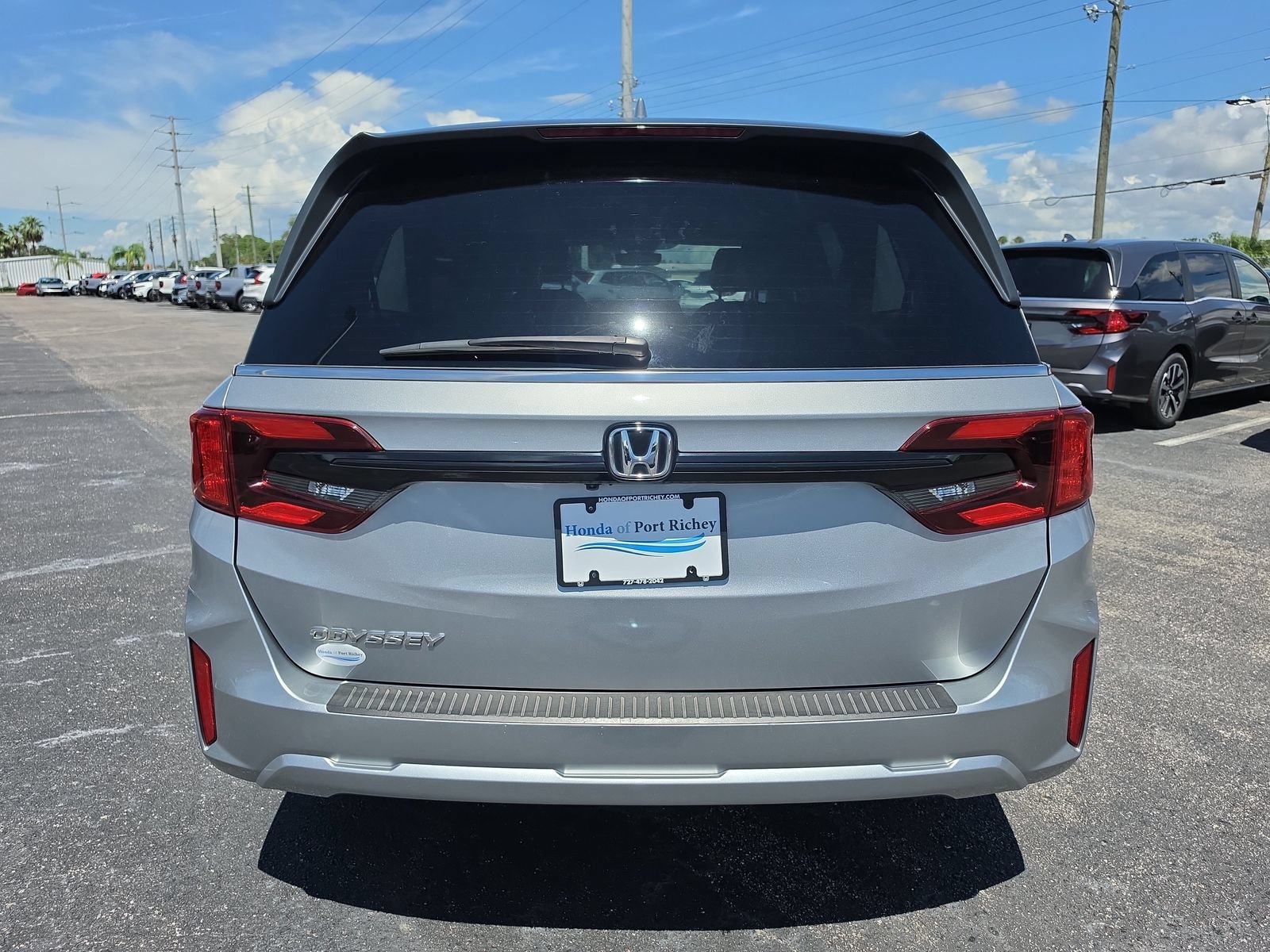 Used 2025 Honda Odyssey EX-L image 5