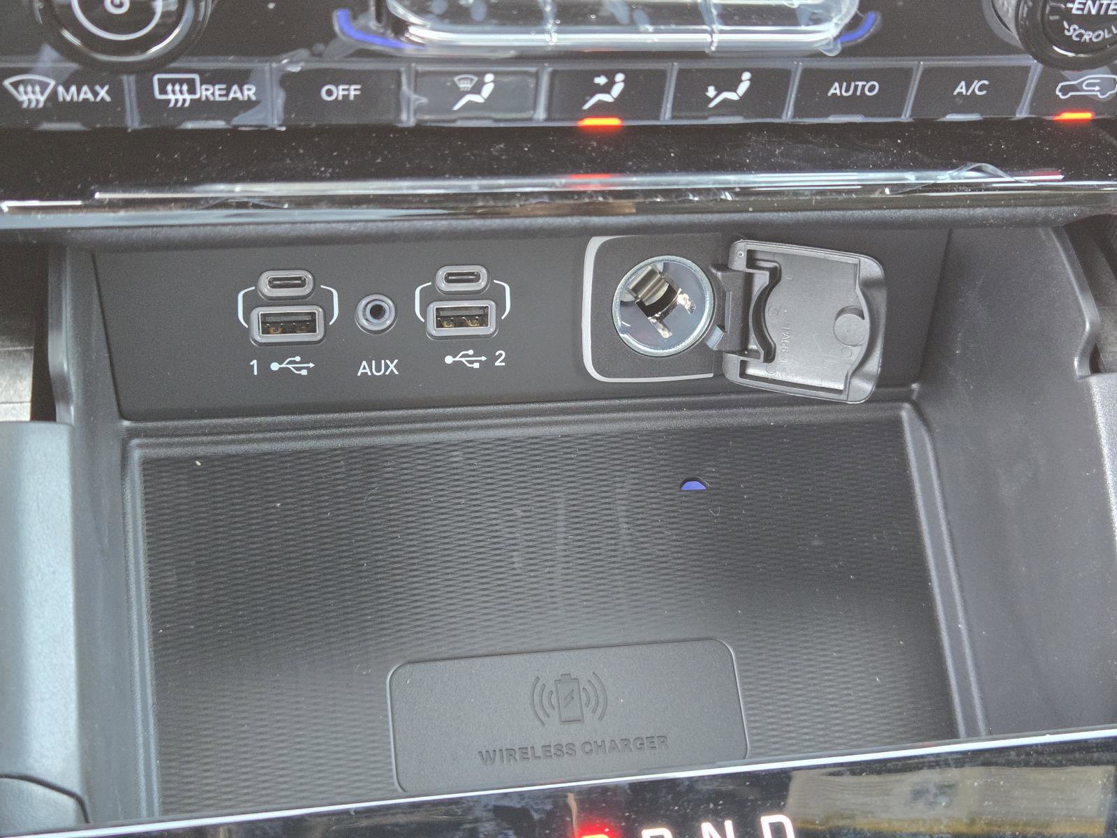 New 2025 Jeep Grand Cherokee L Altitude image 12