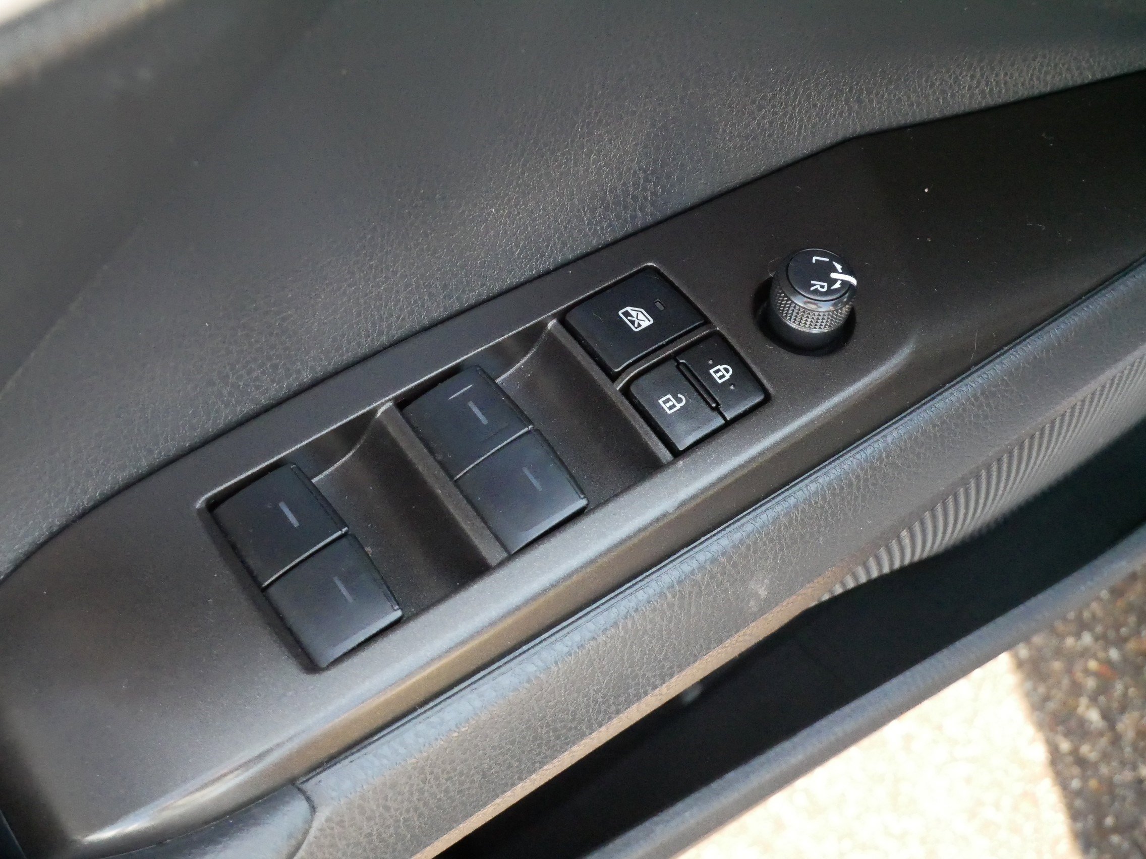 Used 2023 Toyota Camry LE w/ Convenience Package image 19
