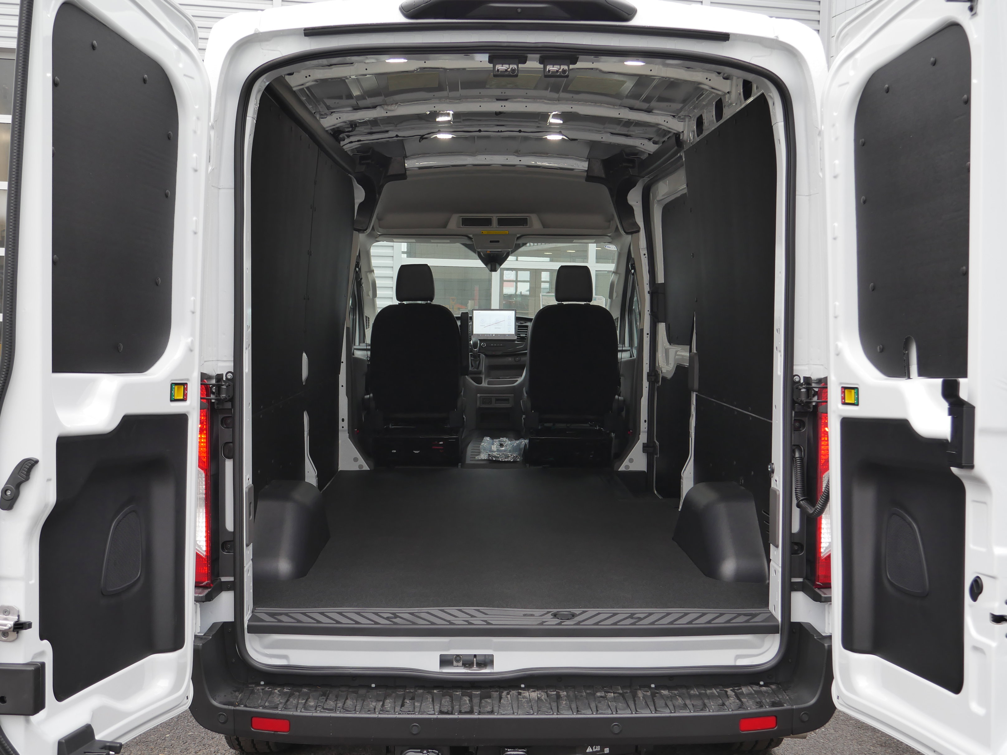 New 2026 Ford Transit 250 148 Medium Roof Extended AWD w/ Load Area Protection Package image 24