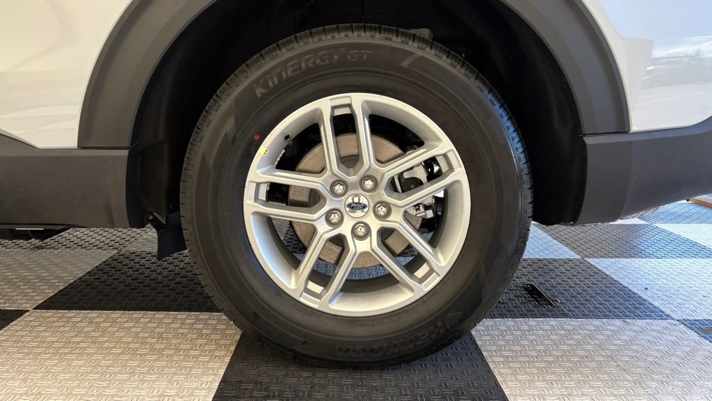 New 2026 Ford Explorer Active AWD/4WD image 12