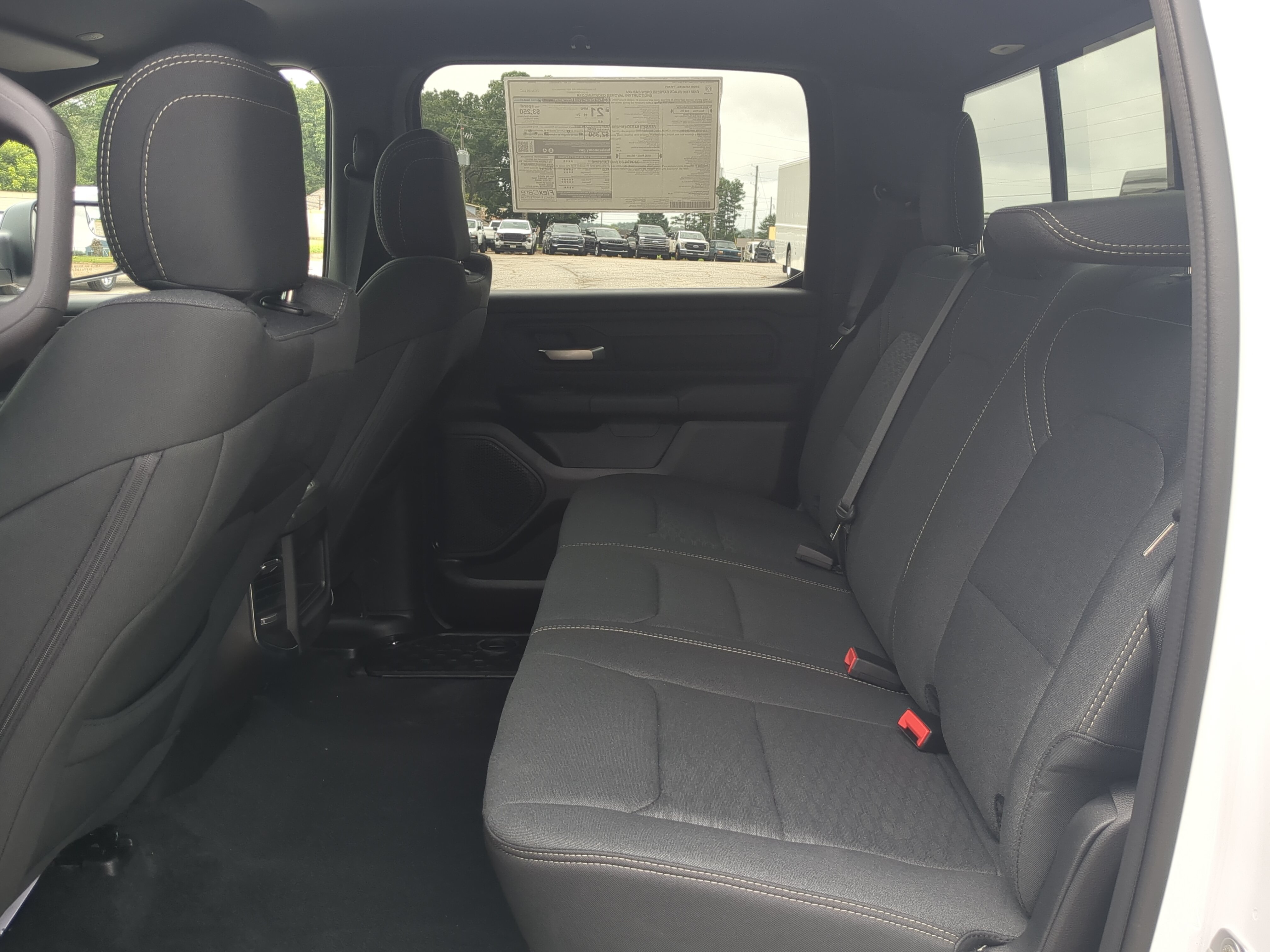 New 2026 RAM 1500 Express AWD/4WD image 12