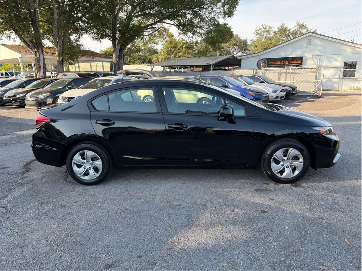 Used 2013 Honda Civic LX image 4