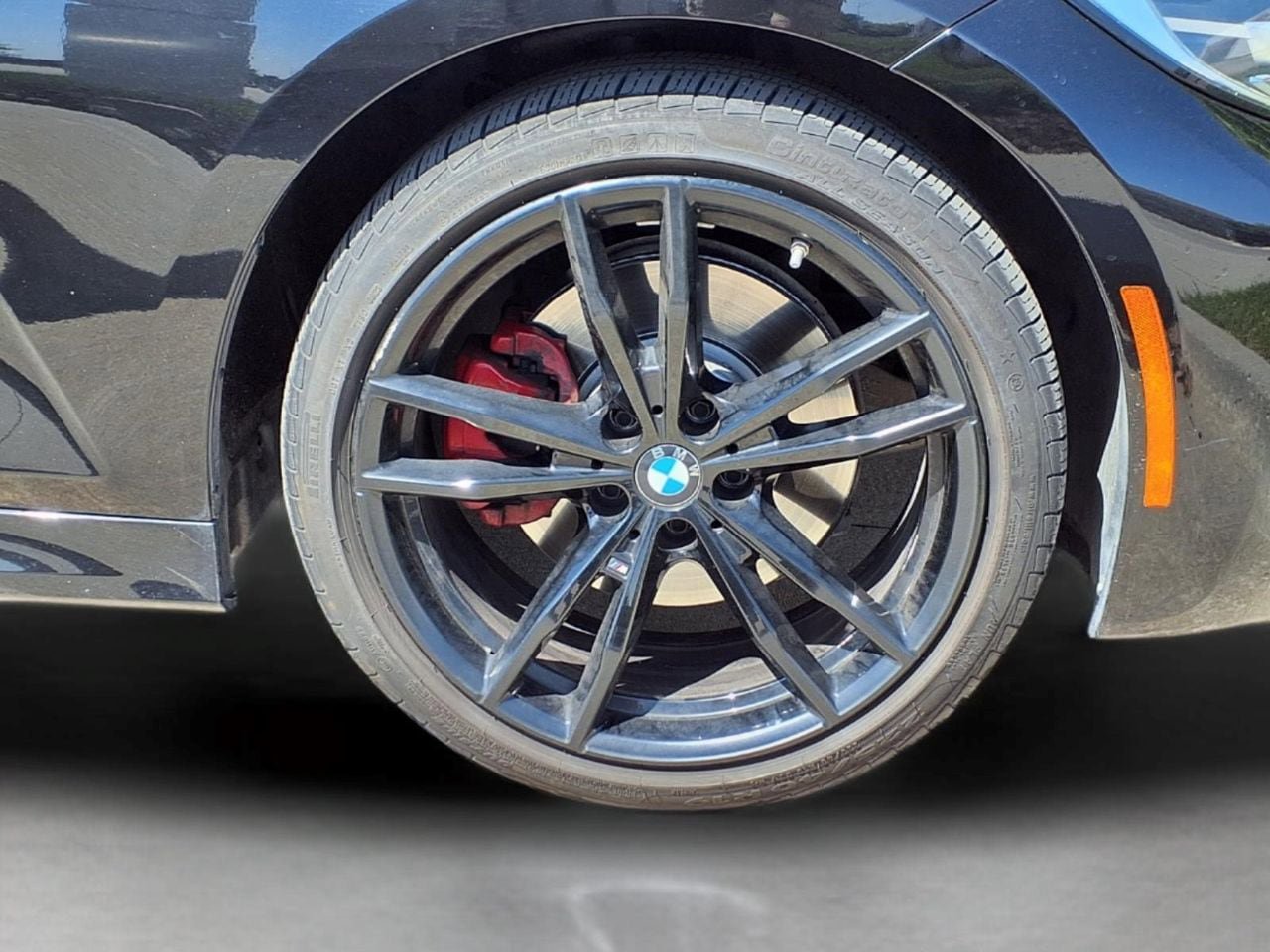 Used 2021 BMW 330i xDrive Sedan w/ M Sport Package AWD/4WD image 2