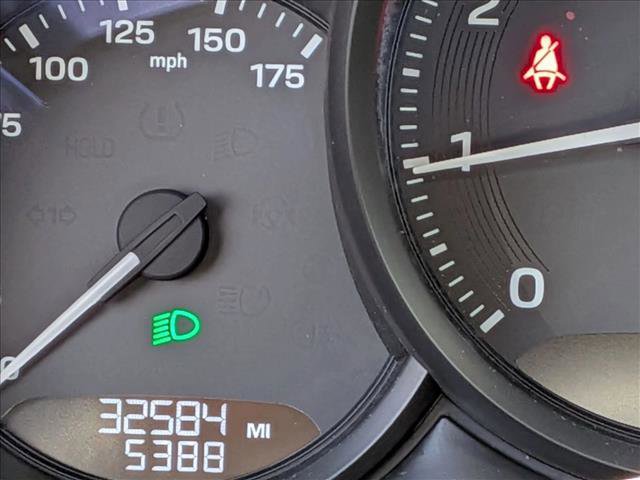 Used 2023 Porsche Macan Turbo AWD/4WD image 10