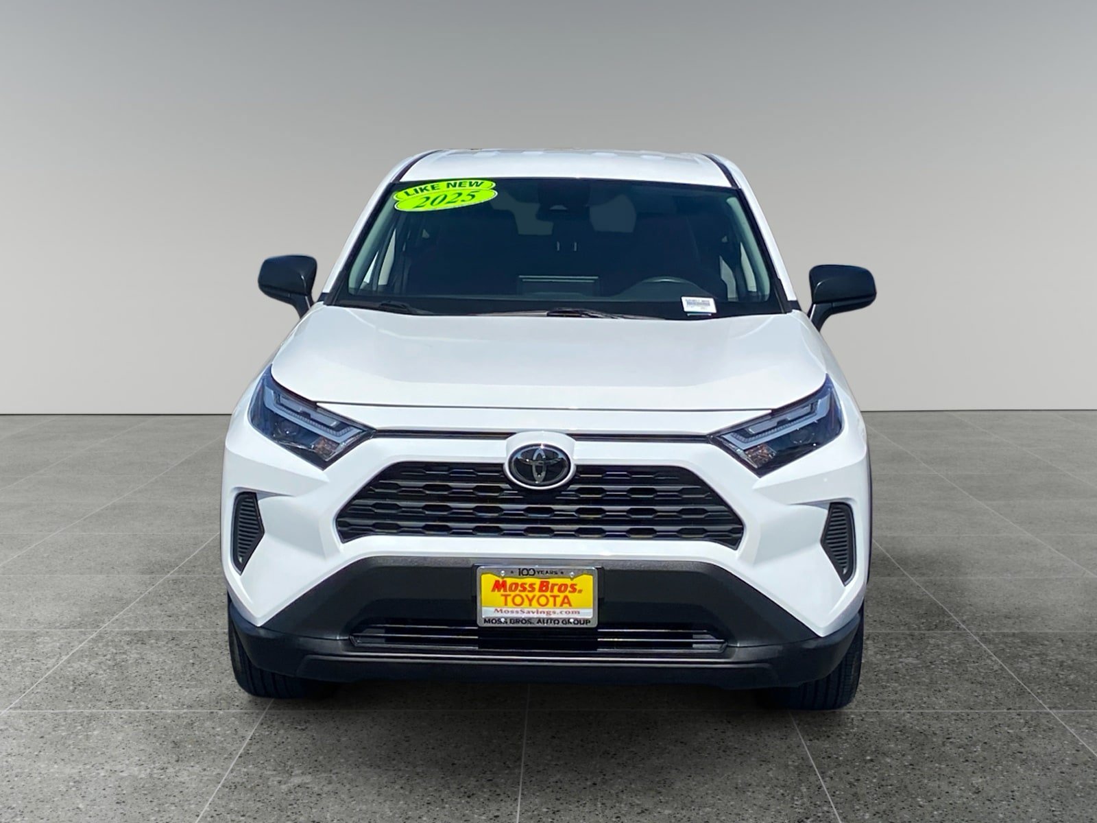 Used 2025 Toyota RAV4 LE AWD/4WD image 8