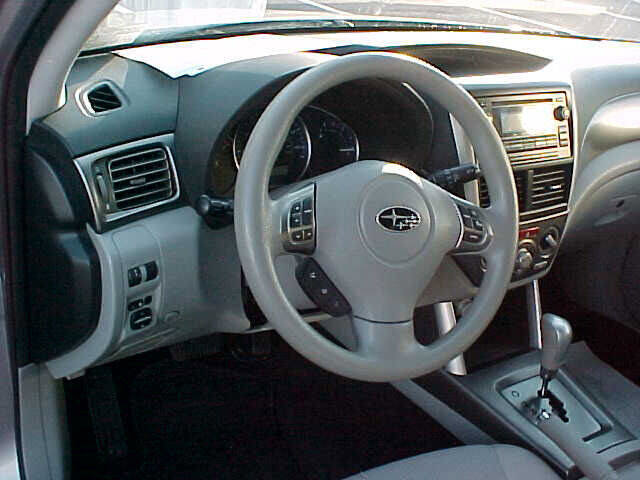 Used 2011 Subaru Forester 2.5X Premium w/ All-Weather Pkg image 16