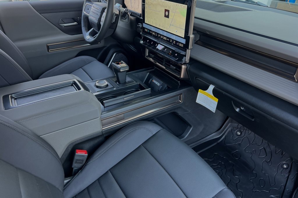 New 2025 GMC Hummer EV 3X w/ Extreme Off-Road Package image 12