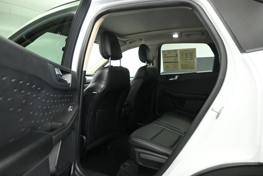 Certified 2020 Ford Escape SEL AWD/4WD image 18