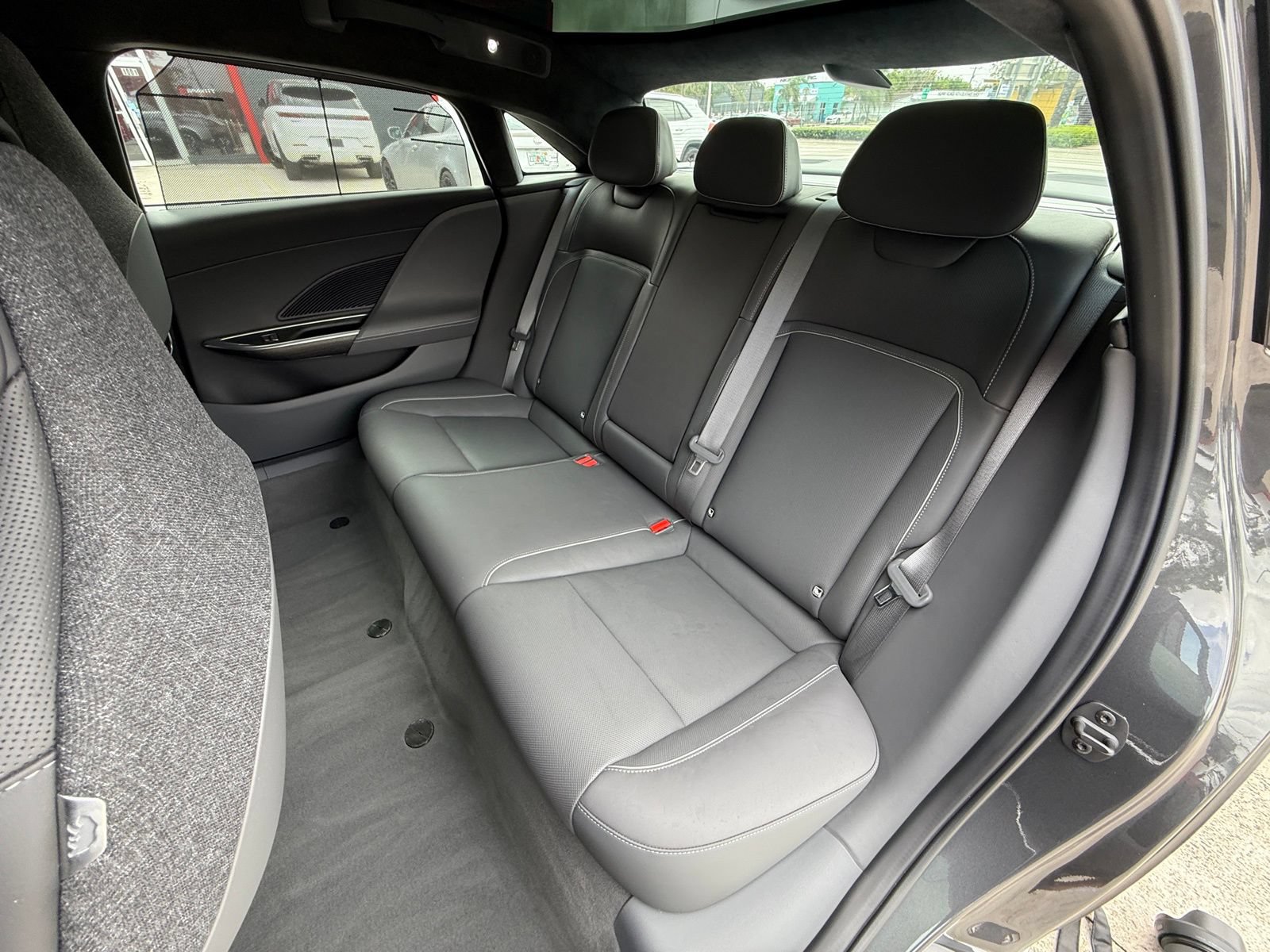 Used 2023 Lucid Air Touring AWD/4WD image 16