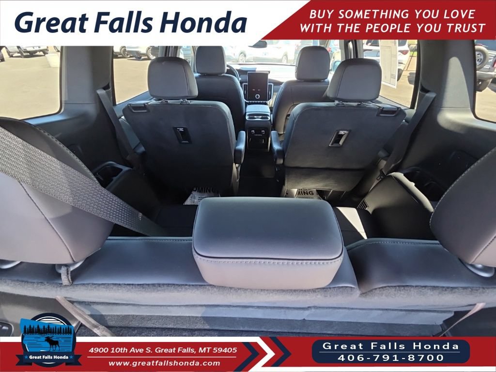 Used 2025 GMC Acadia Elevation w/ Elevation Premium Package AWD/4WD image 25