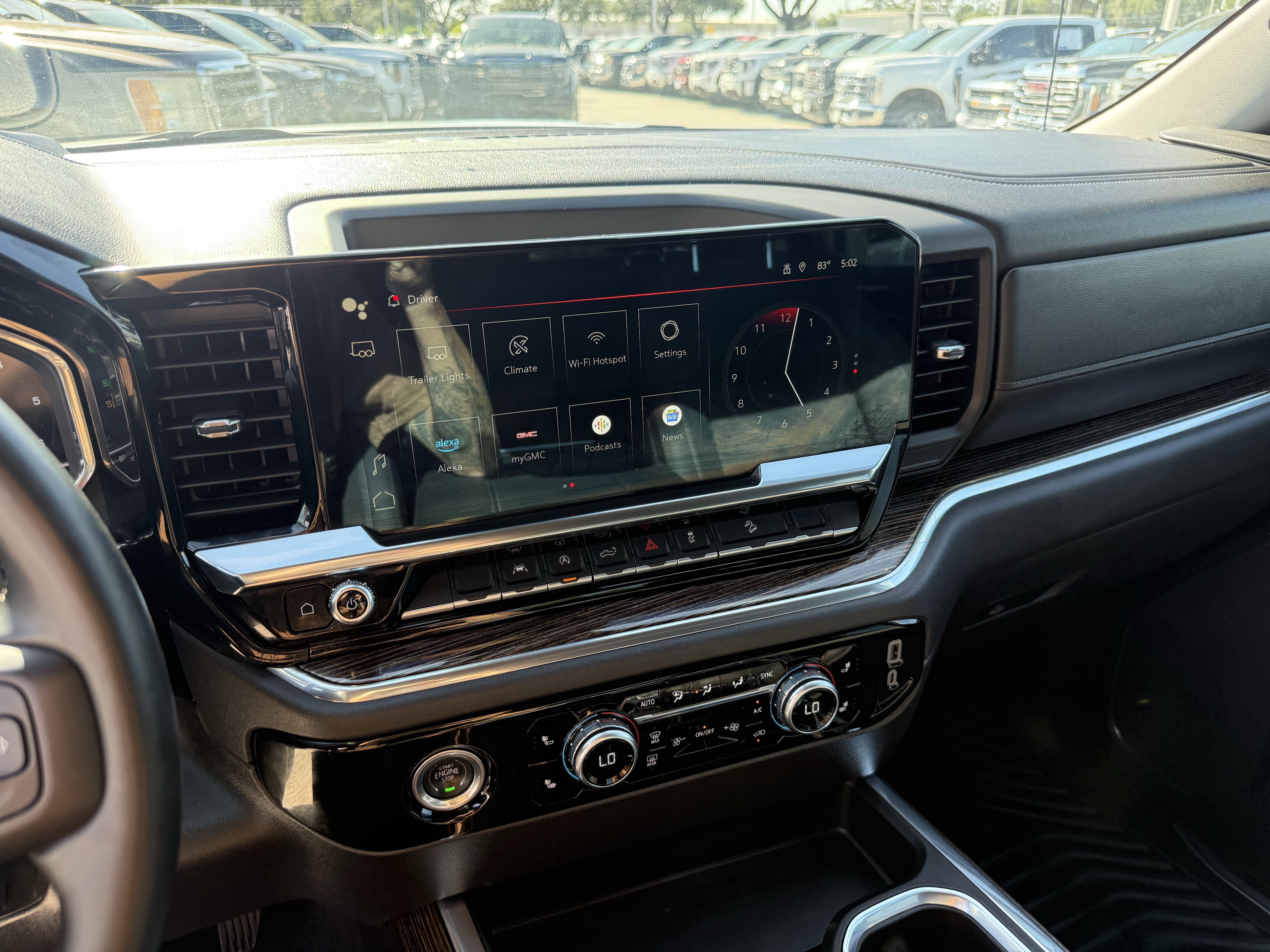 Used 2024 GMC Sierra 1500 Elevation w/ X31 Off-Road Package AWD/4WD image 19