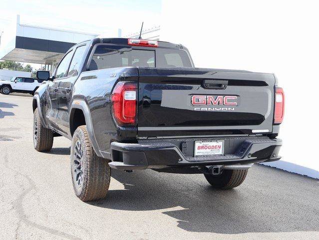 New 2026 GMC Canyon Elevation w/ Convenience Package image 4