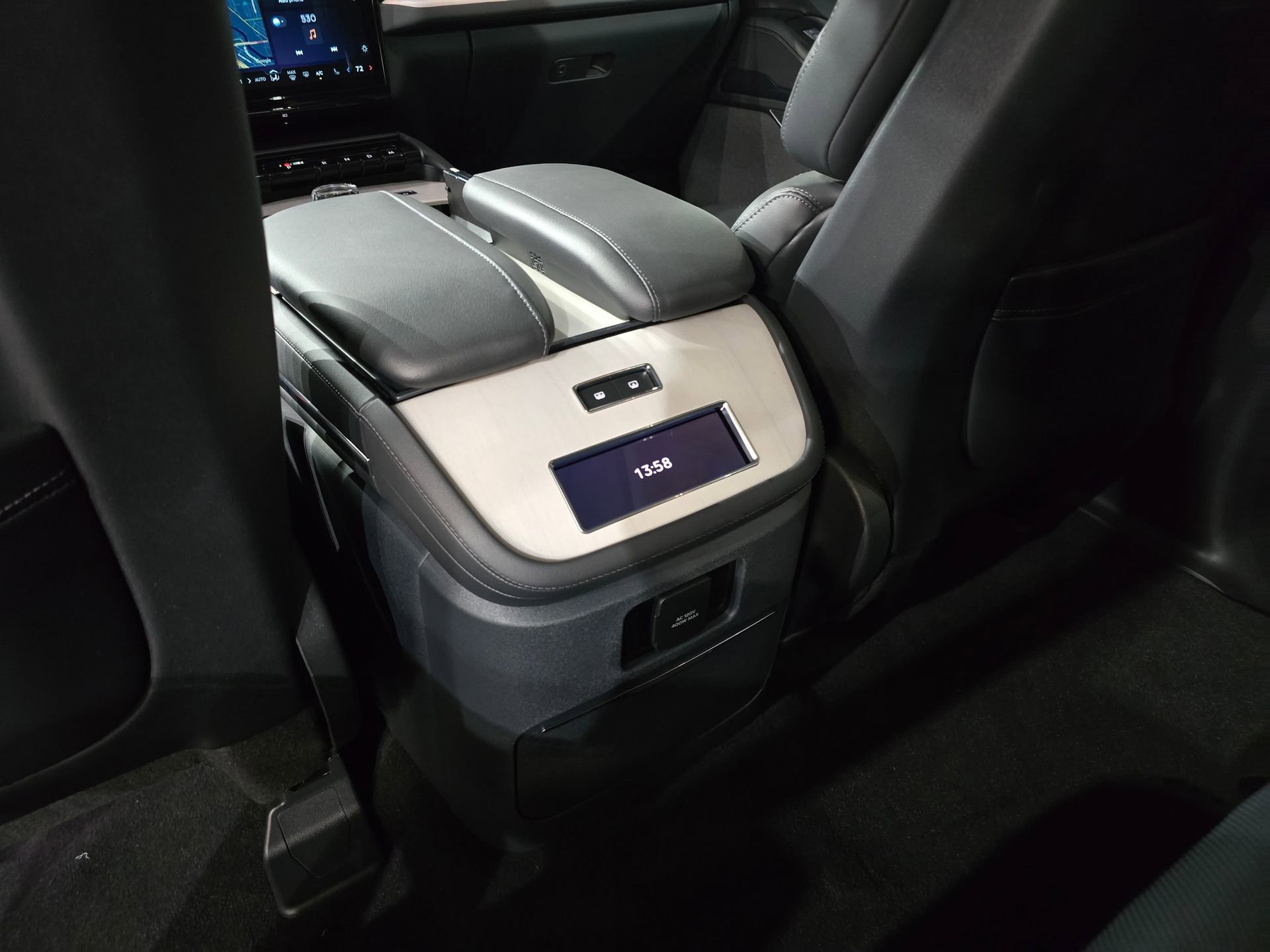 New 2025 Lincoln Navigator L Reserve image 39