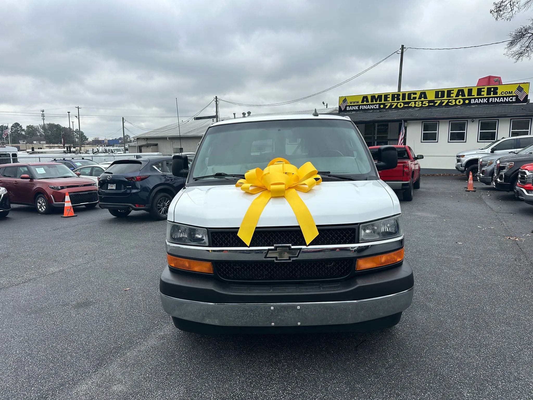Used 2017 Chevrolet Express 2500 LS image 5