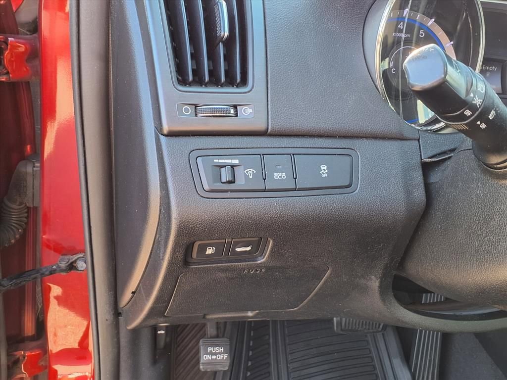 Used 2011 Hyundai Sonata SE image 17