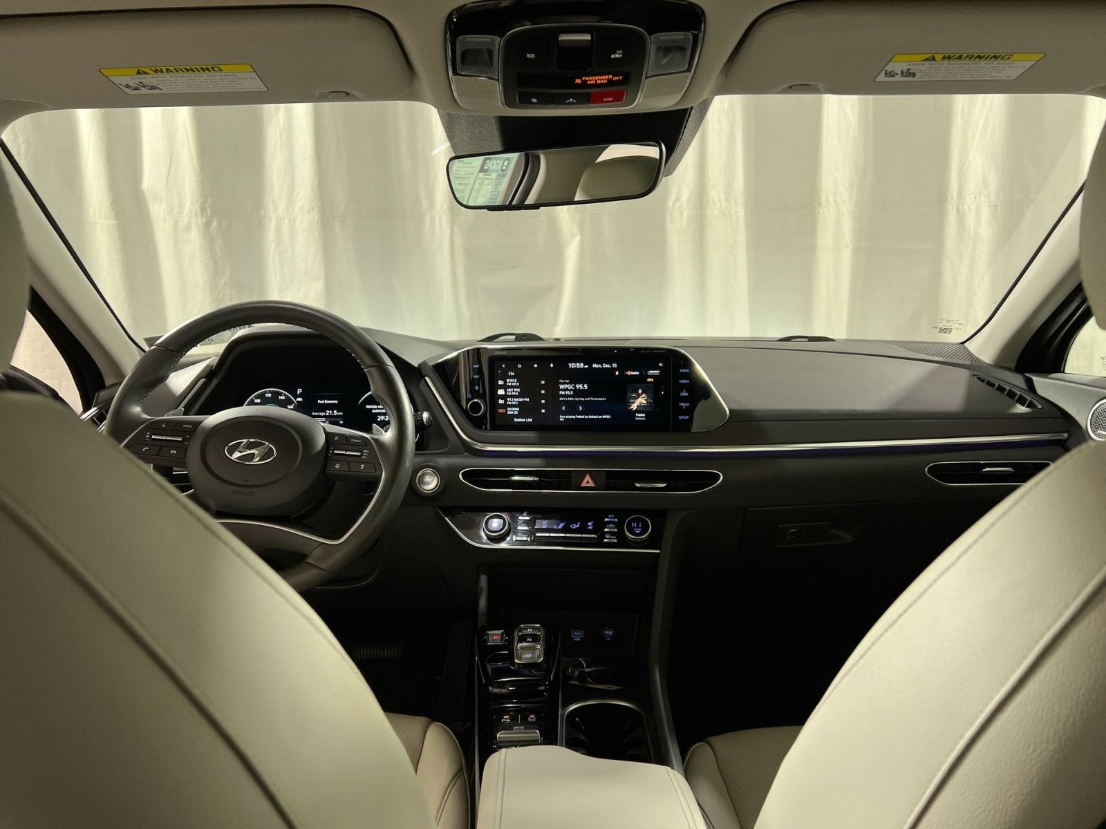 Used 2023 Hyundai Sonata Limited w/ Preferred Accessory Package image 17