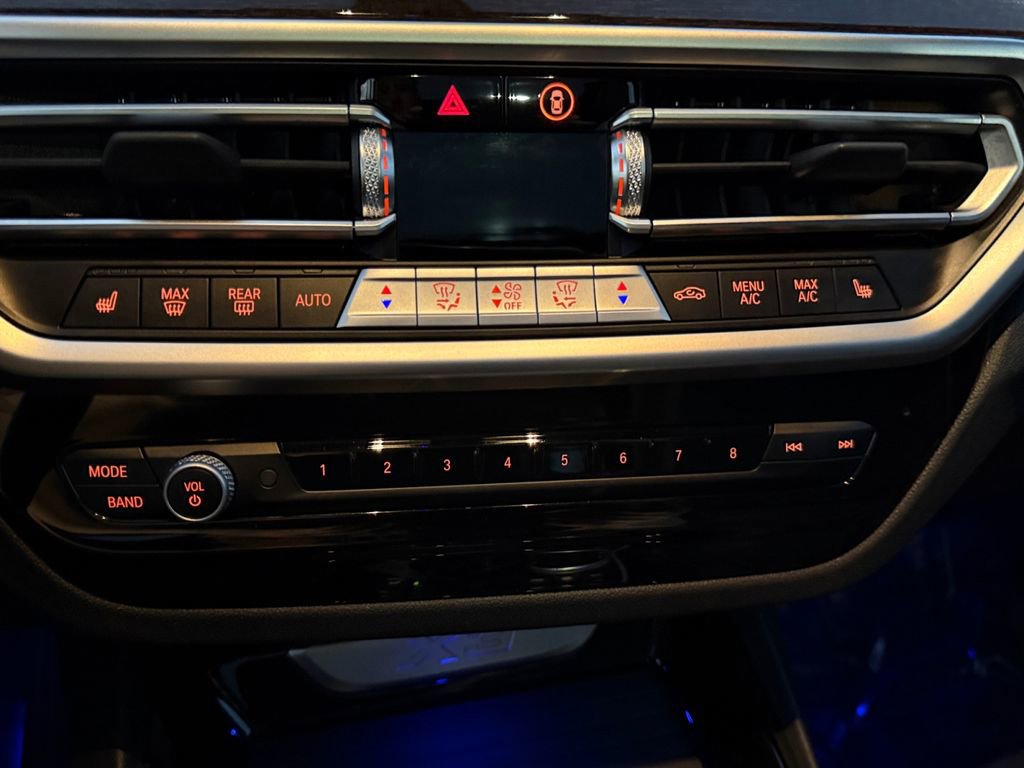 Used 2023 BMW X3 xDrive30i w/ Premium Package image 17