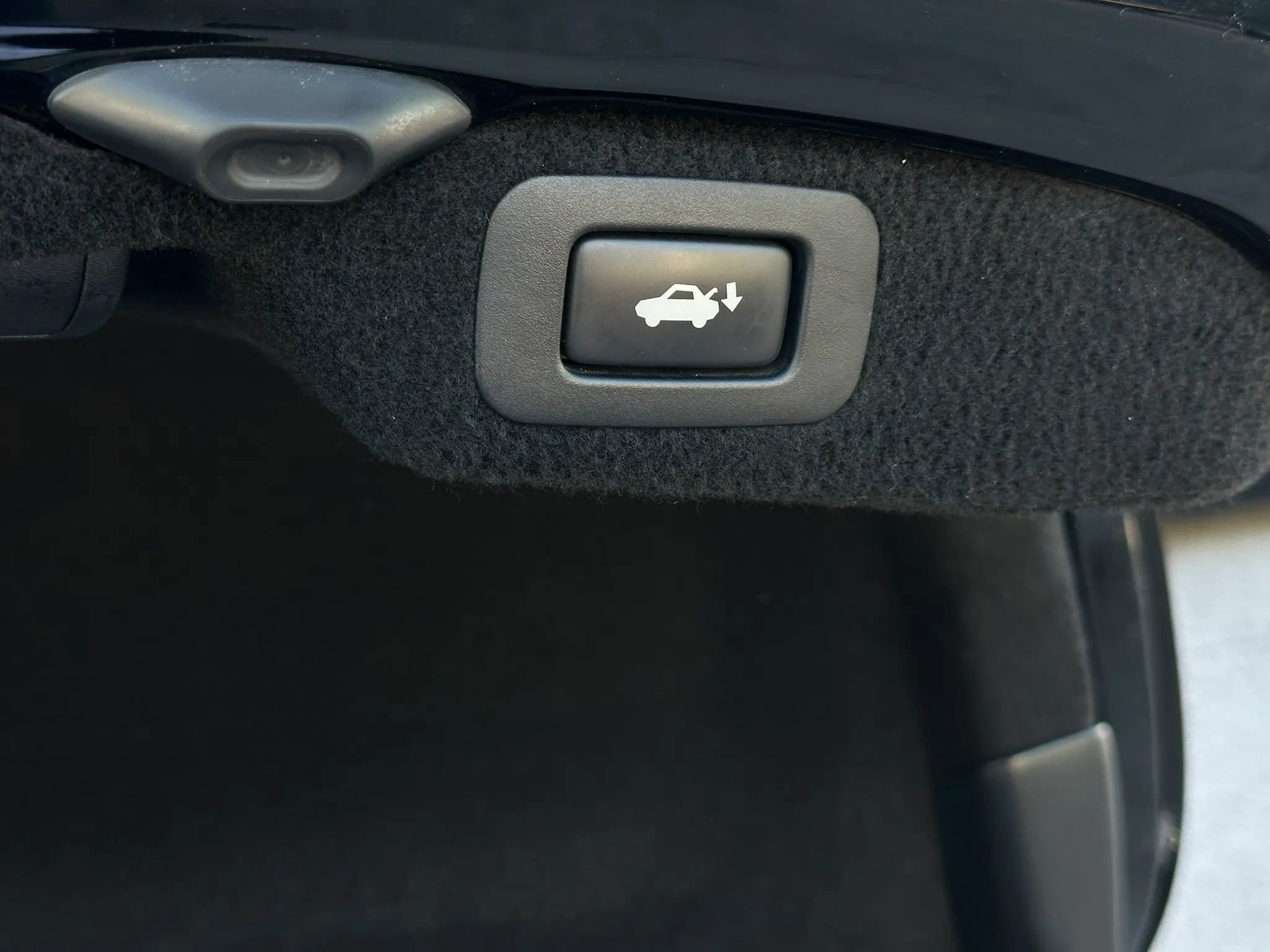 Used 2013 Lexus LS 460 w/ Comfort Pkg RWD image 19