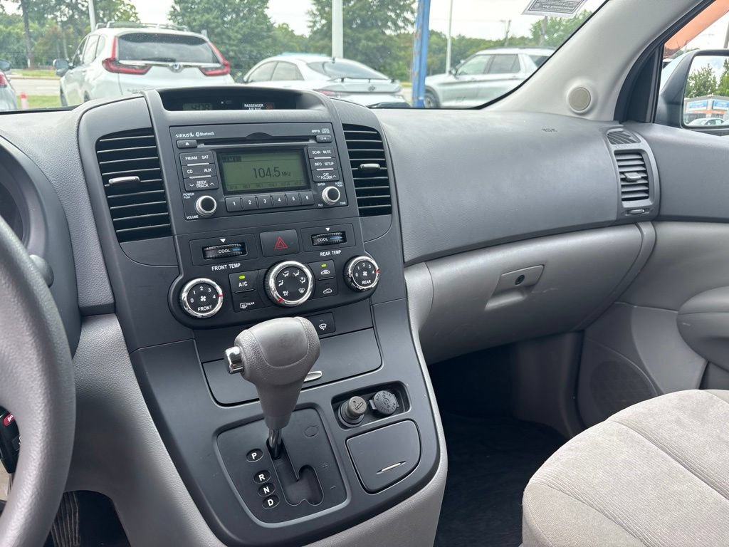 Used 2014 Kia Sedona LX FWD image 16