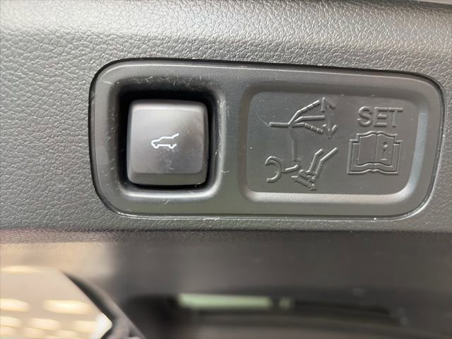 Used 2019 Ford Expedition XLT w/ Equipment Group 202A image 14