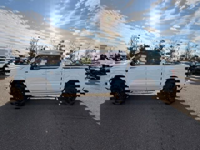 New 2026 Nissan Frontier SV w/ All-Weather Content Package image 8