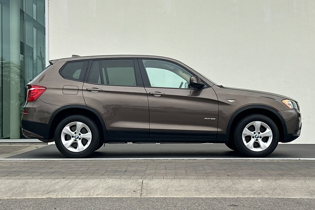Used 2012 BMW X3 xDrive28i AWD/4WD image 2