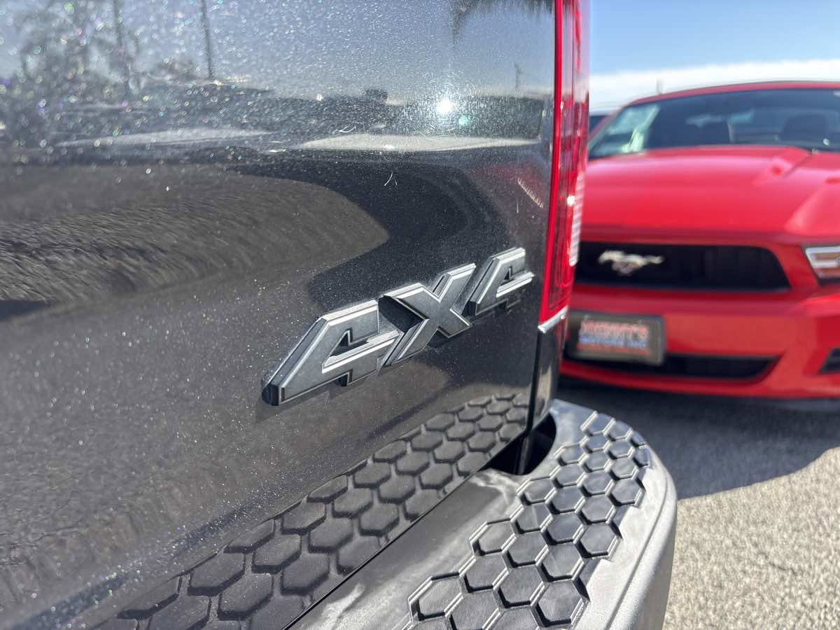 Used 2016 RAM 1500 Rebel w/ Luxury Group image 5