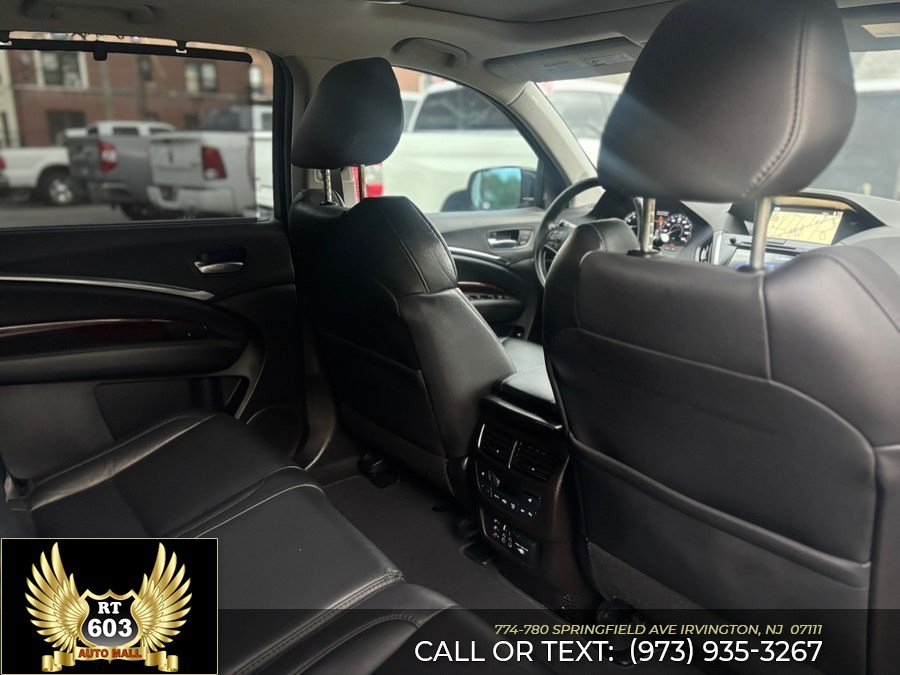 Used 2016 Acura MDX w/ Tech & Entertainment Pkg AWD/4WD image 12