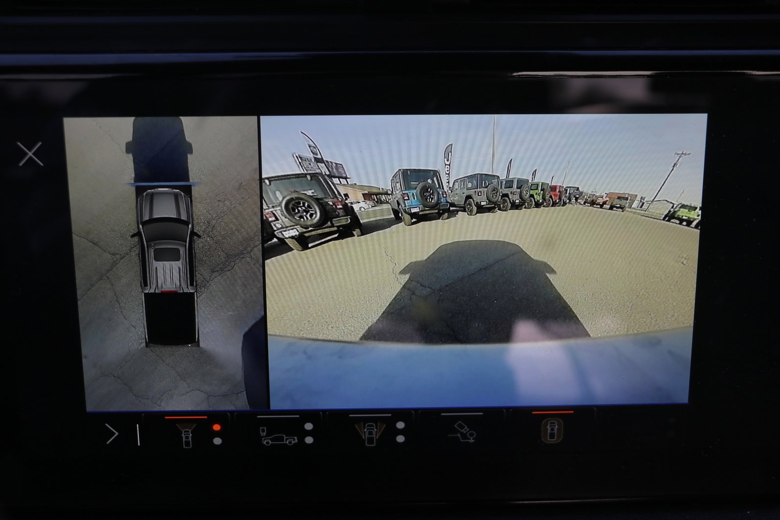 Used 2025 GMC Sierra 1500 AT4 image 23