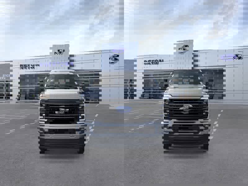 New 2026 Ford F350 Platinum w/ FX4 Off-Road Package image 6
