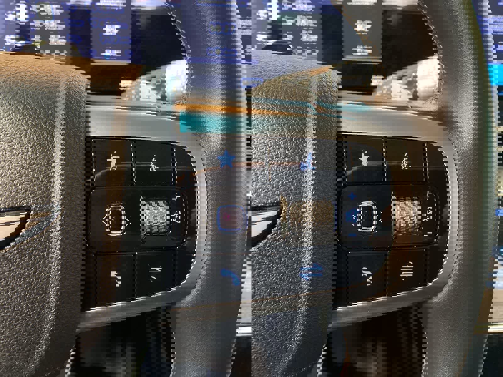 Used 2025 Genesis GV80 2.5T Standard image 21