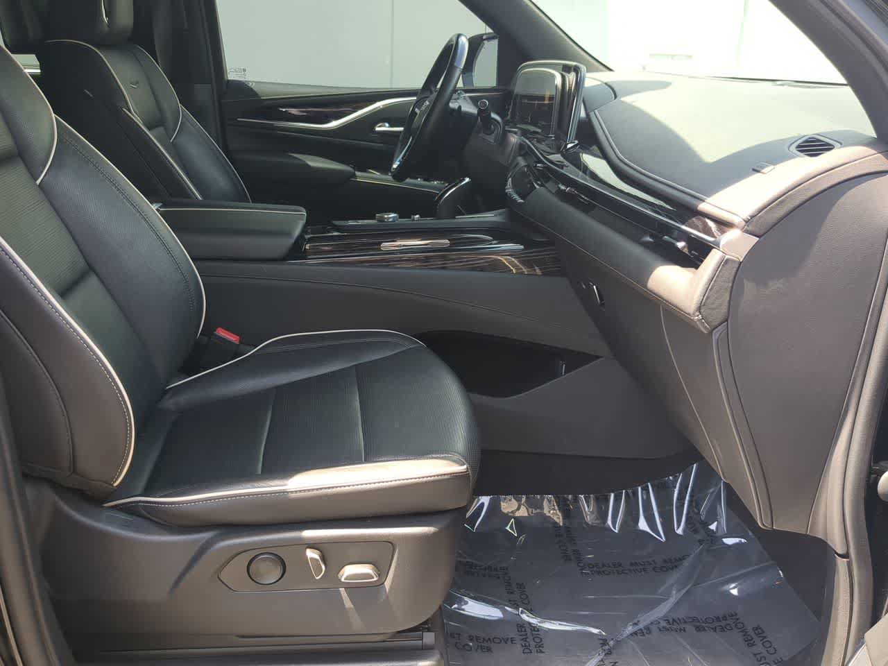 Used 2023 Cadillac Escalade Sport AWD/4WD image 24