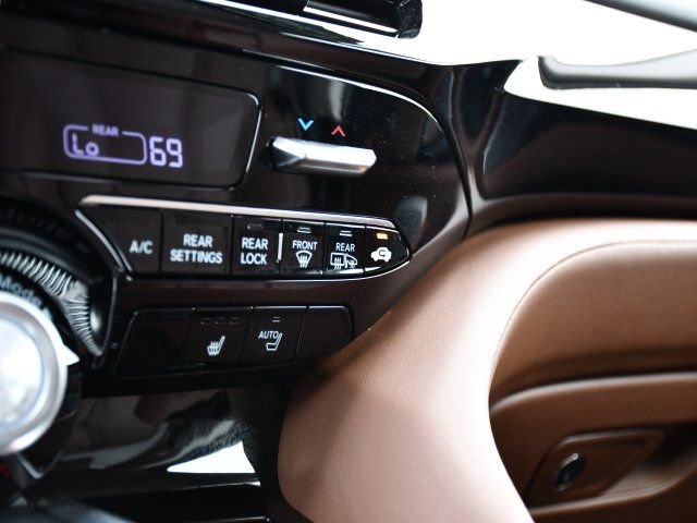 Certified 2026 Acura MDX FWD w/ Technology Package image 14